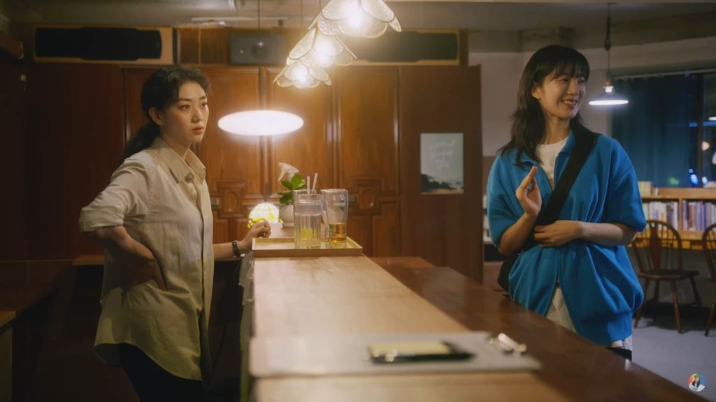 She Makes My Heart Flutter ( 여자에게 설레는 편&nbsp;)